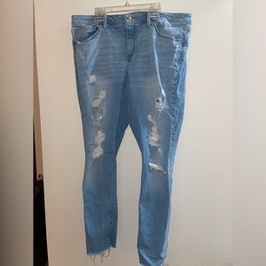 Ankle Length Distressed Jeans